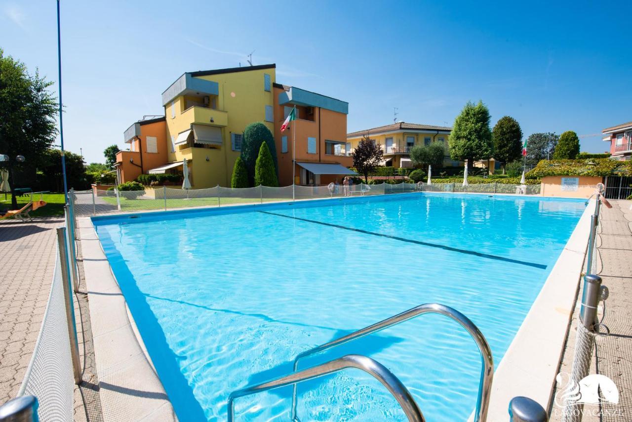Appartamento Garden Ville Sirmione Dış mekan fotoğraf